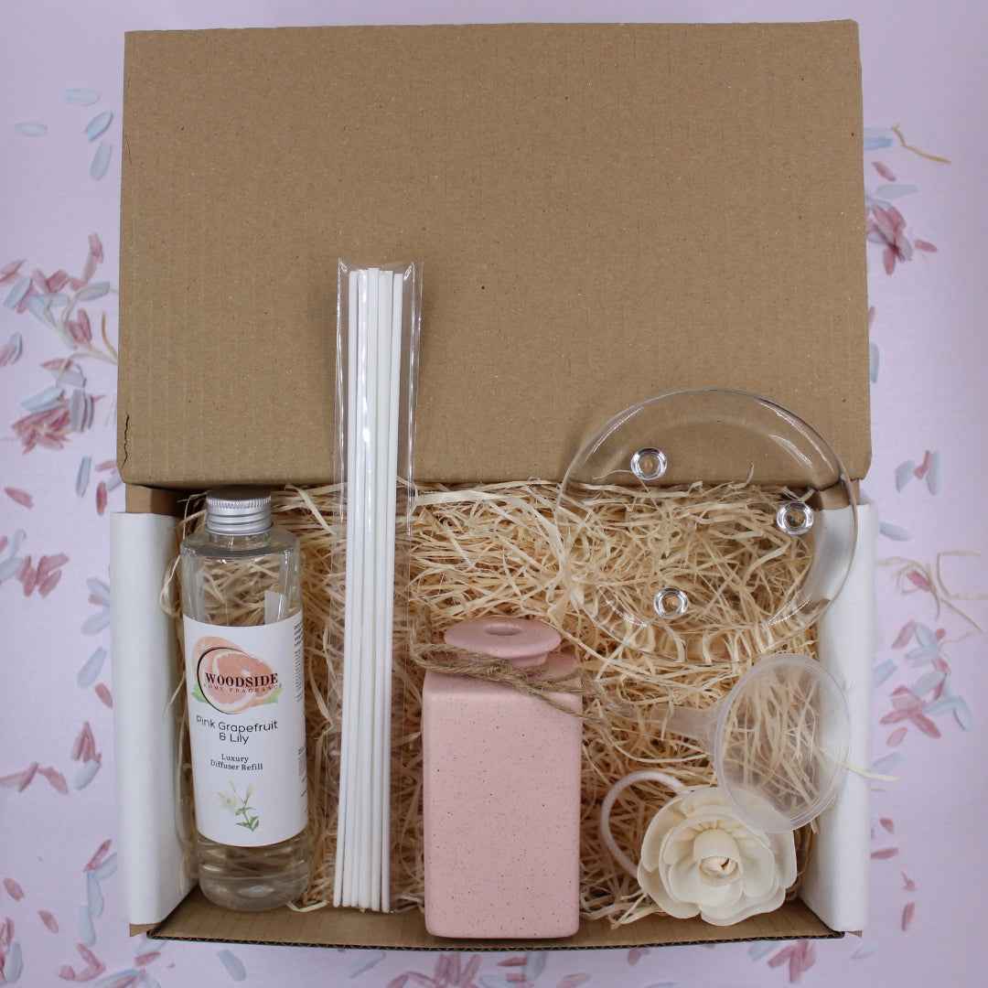 Pink Pastel Reed Diffuser Gift Set With Reeds & Plate - Pink Grapefruit & Lily Fragrance