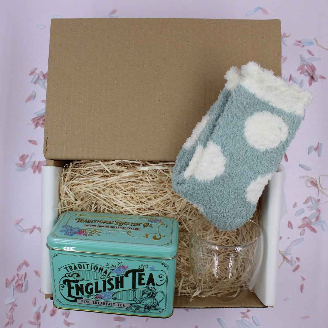 Traditional English Tea & Cosy Socks Gift Set