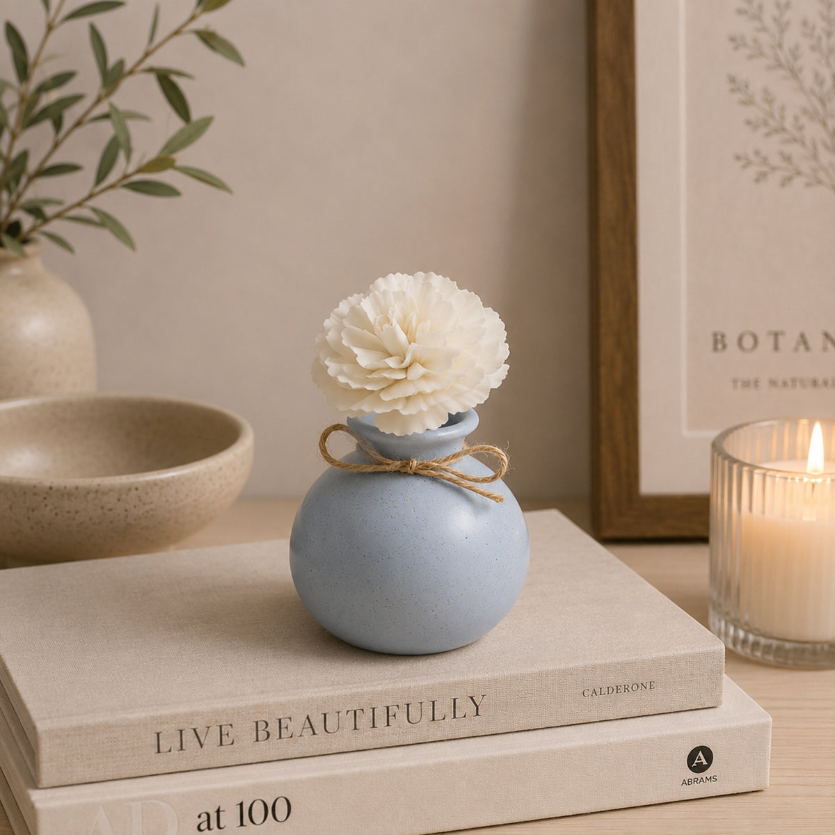 Blue Pastel Reed Diffuser Gift Set With Reeds & Plate - Lime Basil & Mandarin Fragrance