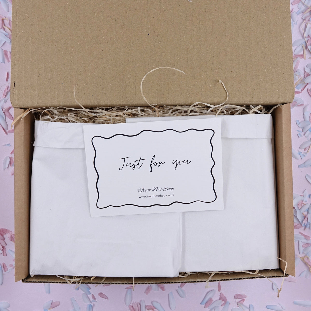 Pink Pastel Reed Diffuser Gift Set With Lavender & Amber Fragrance
