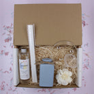 Fresh Linen Blue Pastel Reed Diffuser Gift Set With Refill Reeds & Plate 