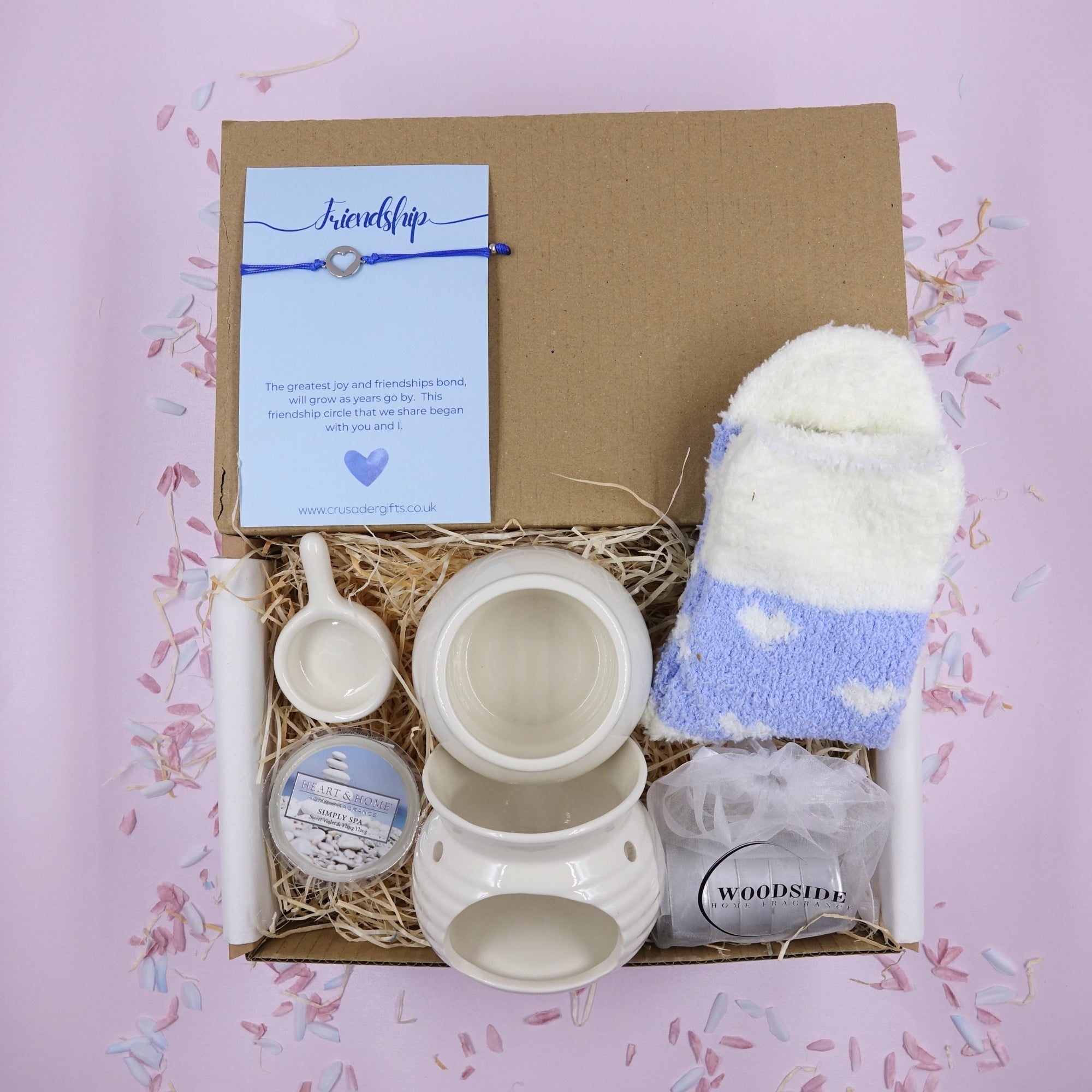 Friend Cosy & Home Fragrance Treat Gift Box