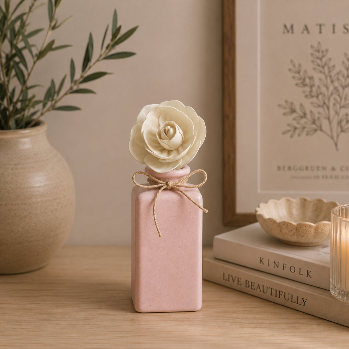 Pink Pastel Reed Diffuser Gift Set With Reeds & Plate - Pink Grapefruit & Lily Fragrance