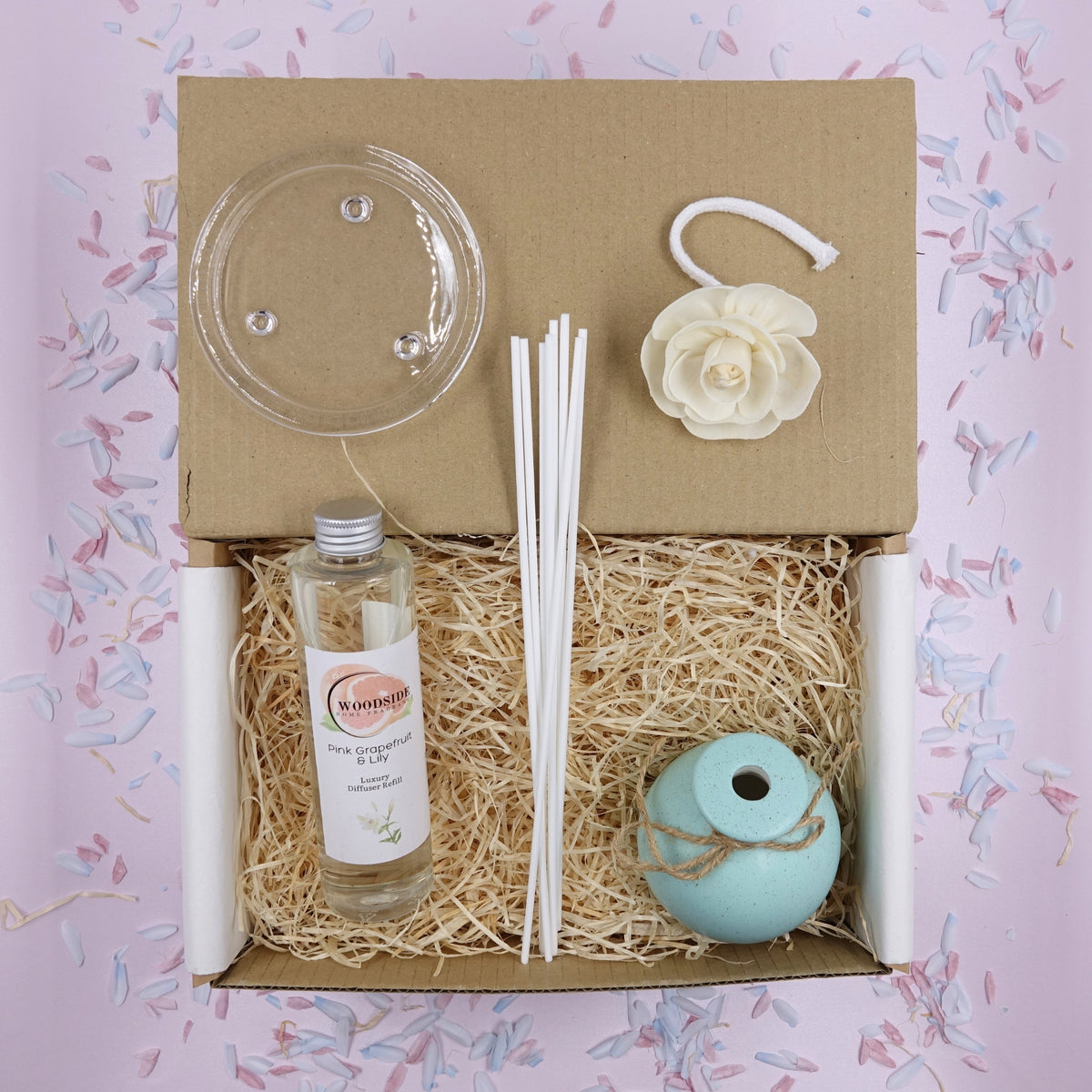 Green Reed Diffuser Vase Gift Set With Pink Grapefruit & Lily Fragrance