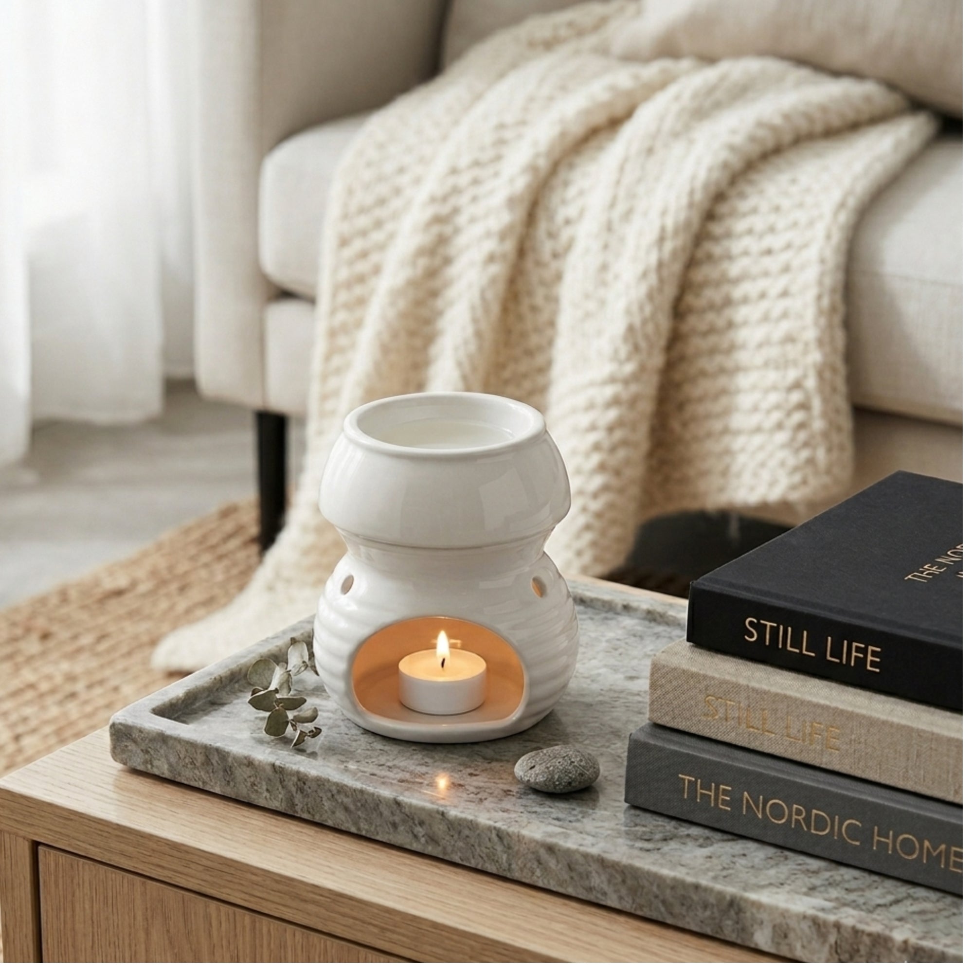 Friend Cosy & Home Fragrance Treat Gift Box - Wax Melt Burner