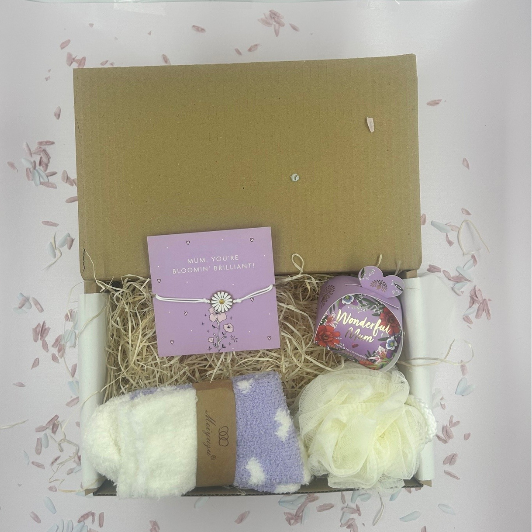 Mum You Are Bloomin Brilliant Set Treat Box - includes cosy socks, bracelet, bath scrubber and sentimental soap